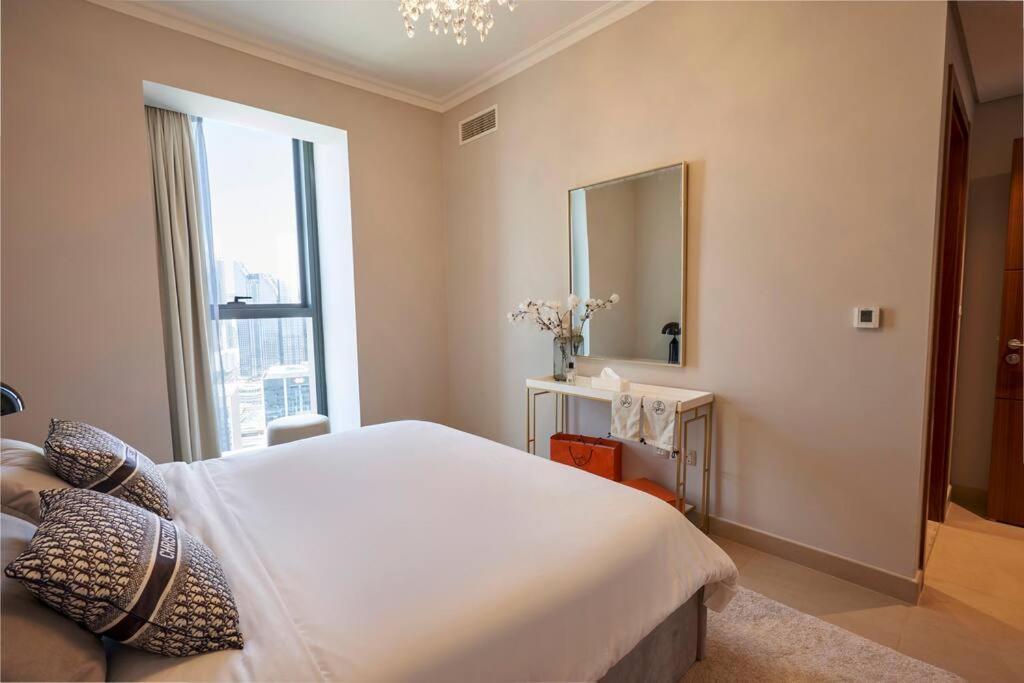 Apartament Larbi Breathtaking Burj And Fountain View Luxurious 2 Bed Dubaj Zewnętrze zdjęcie